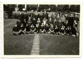 Rok 1960, kl.IV, dzieci urodzone w 1949 roku. (EP)