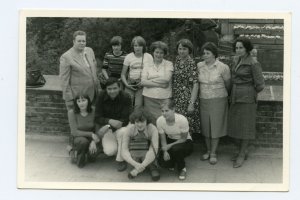 Maj 1981 r. Pielgrzymka chóru „Harmonia” na Jasną Górę. Stoją od lewej: Zygmunt Dawidowski, córka chórzystki Grzebiela, Barbara Dawidowska, Zofia Dawidowska, Teresa Wiczkowska, Kazimiera Wrońska, Teresa Chyłek. Niżej od lewej: Krystyna Cychosz, Henryk Neuman, Teresa Witwicka, córka p. Wrońskiej.