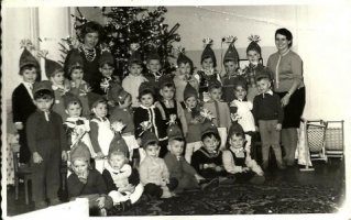 Rok1964-65. Przedszkole nr 3 - będziemy wdzięczni za pomoc w podpisaniu zdjęcia