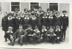 1964 r, szk. pdst nr 4, klasa V, wychowawczyni p.A.Szczęśniak