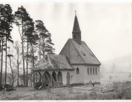 4 maja 1991 roku. Remont kościoła w Maszewie Lęborskim