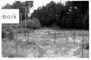 1988,wrzesień.Budowa Obejścia Lęborka w ciągu drogi krajowej nr 6.Początek budowy - skrzyżowanie nowej trasy drogi ze starą w pobliżu b.Roszarni