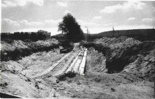 1988,wrzesień.Budowa Obejścia Lęborka w ciągu drogi krajowej nr 6. Budowa przejścia dla pieszychh w ciągu ul.Sportowej.